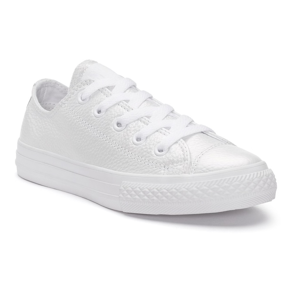 Sz 2y NIB white iridescent leather converse